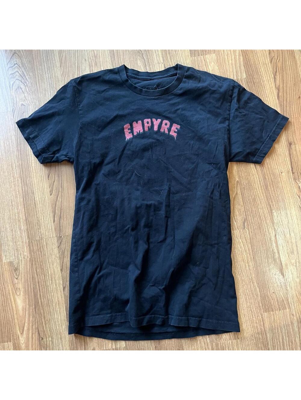 Skater Streetwear empyre shirt | size S